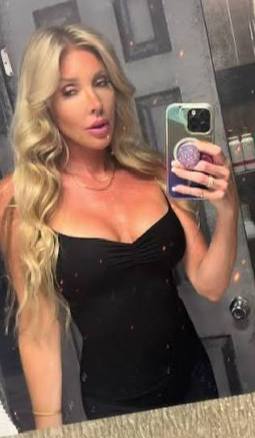 Samantha Saint